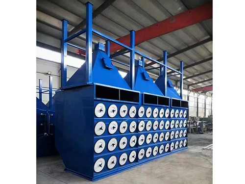<b>滤筒除尘器</b>